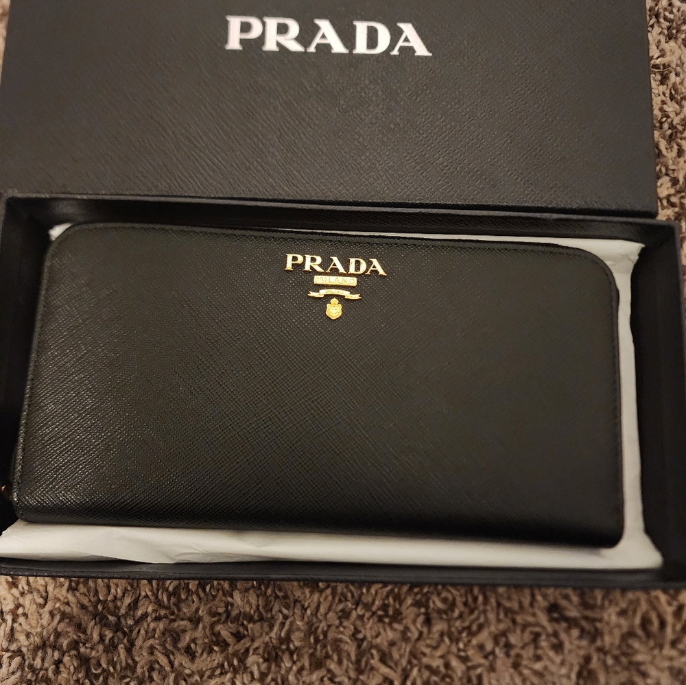 Prada Saffiano Lux Zipper Wallet